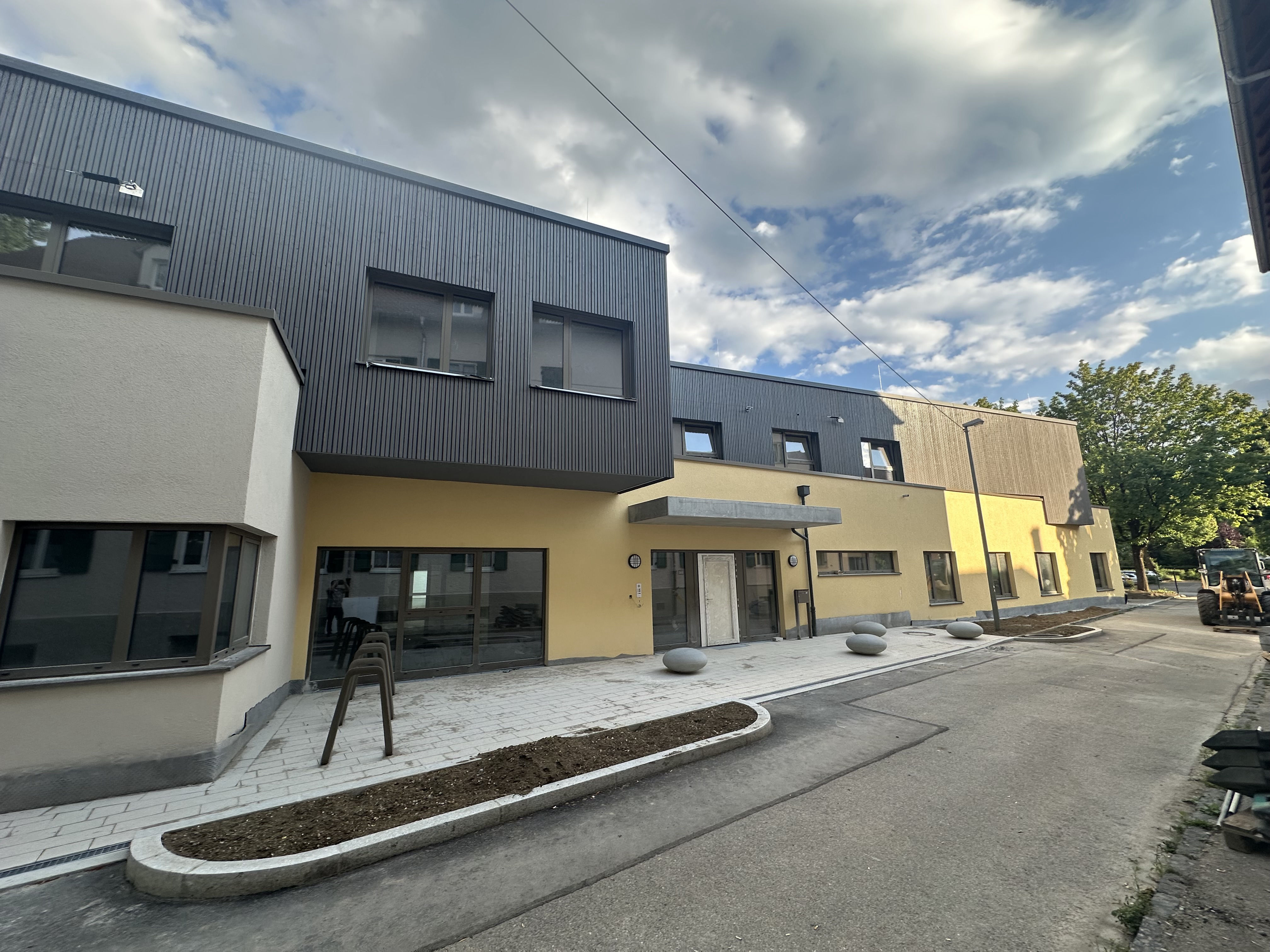 Gebäude Aussenansicht II