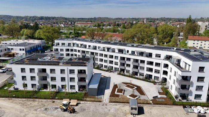Gebäudekomplex Tags
